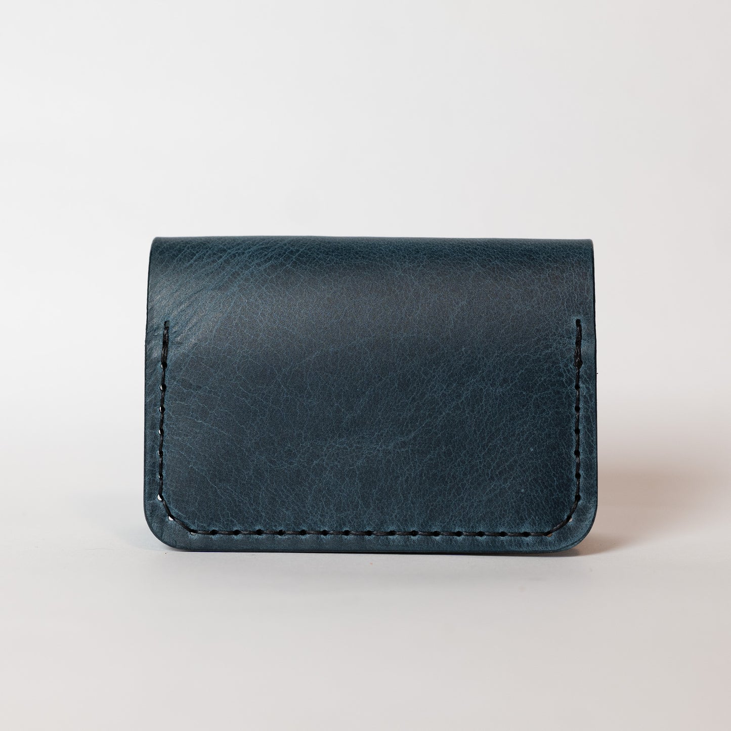 The Oyster - Blue and Black