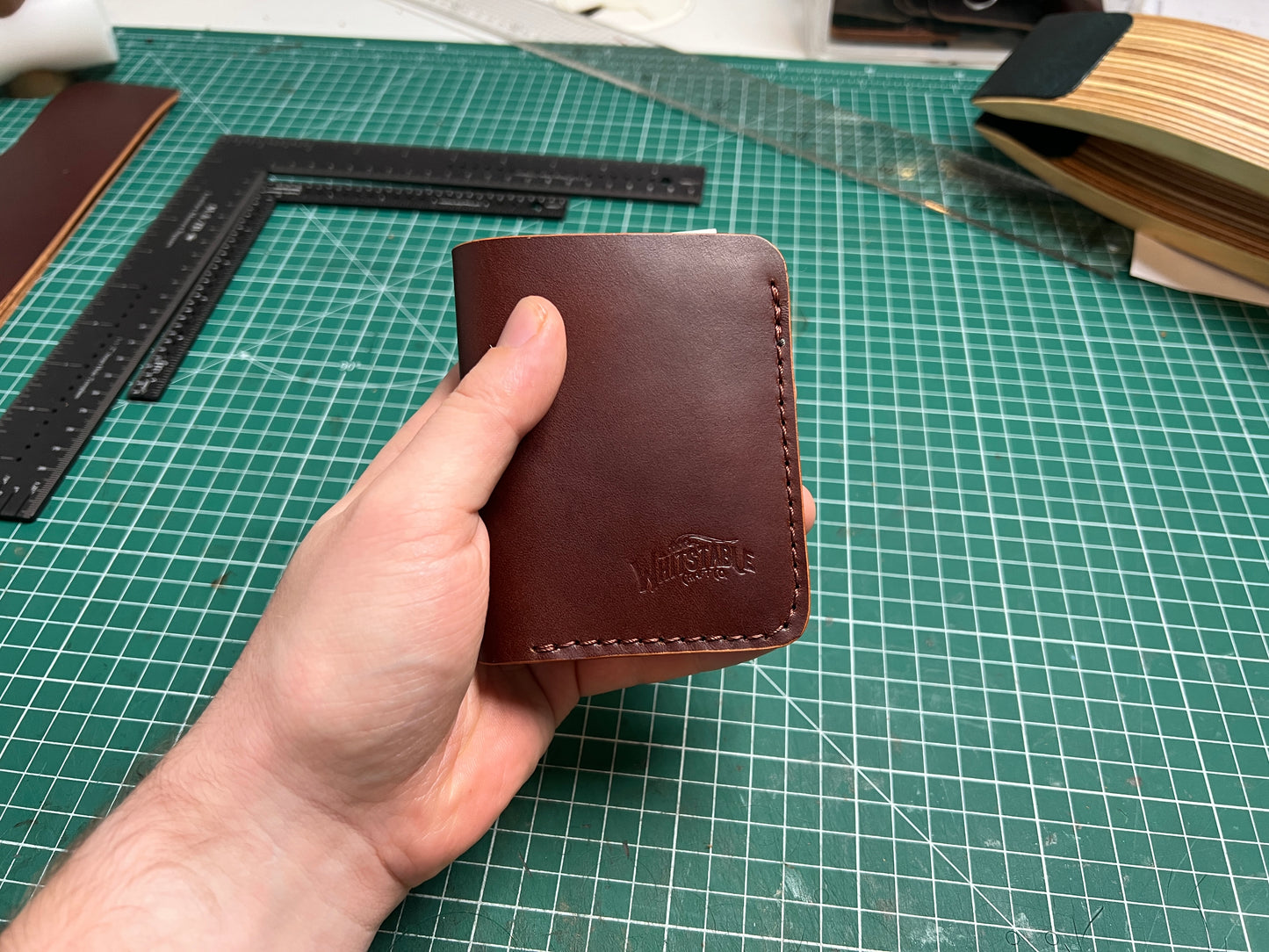 Bi-fold Test Carry